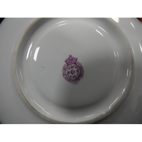 7 - Box of assorted Worcester and Royal Worcester porcelain to include 
