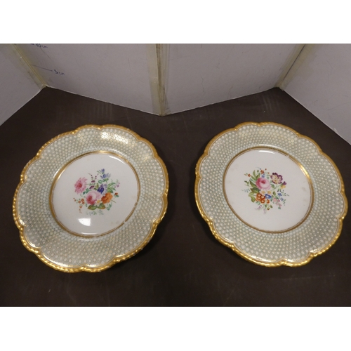 7 - Box of assorted Worcester and Royal Worcester porcelain to include 