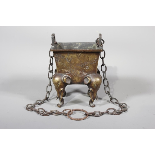 16 - Chinese bronze censer raised on four elephant supports, 14cm tall.