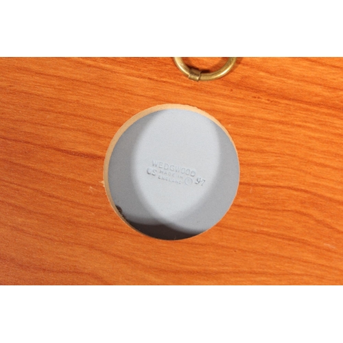 26 - Wedgwood jasperware plaque decorated with cherubs, 23cm x 8cm, frame 34cm x 19cm.&nbsp;