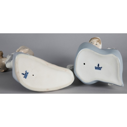 10 - Two Lladro figures to include 'Little Friskies' 5032 and 'Naughty Dog' 4982 (2).