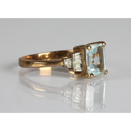 Ladies 9ct gold dress ring, ring size N, 2.8g.