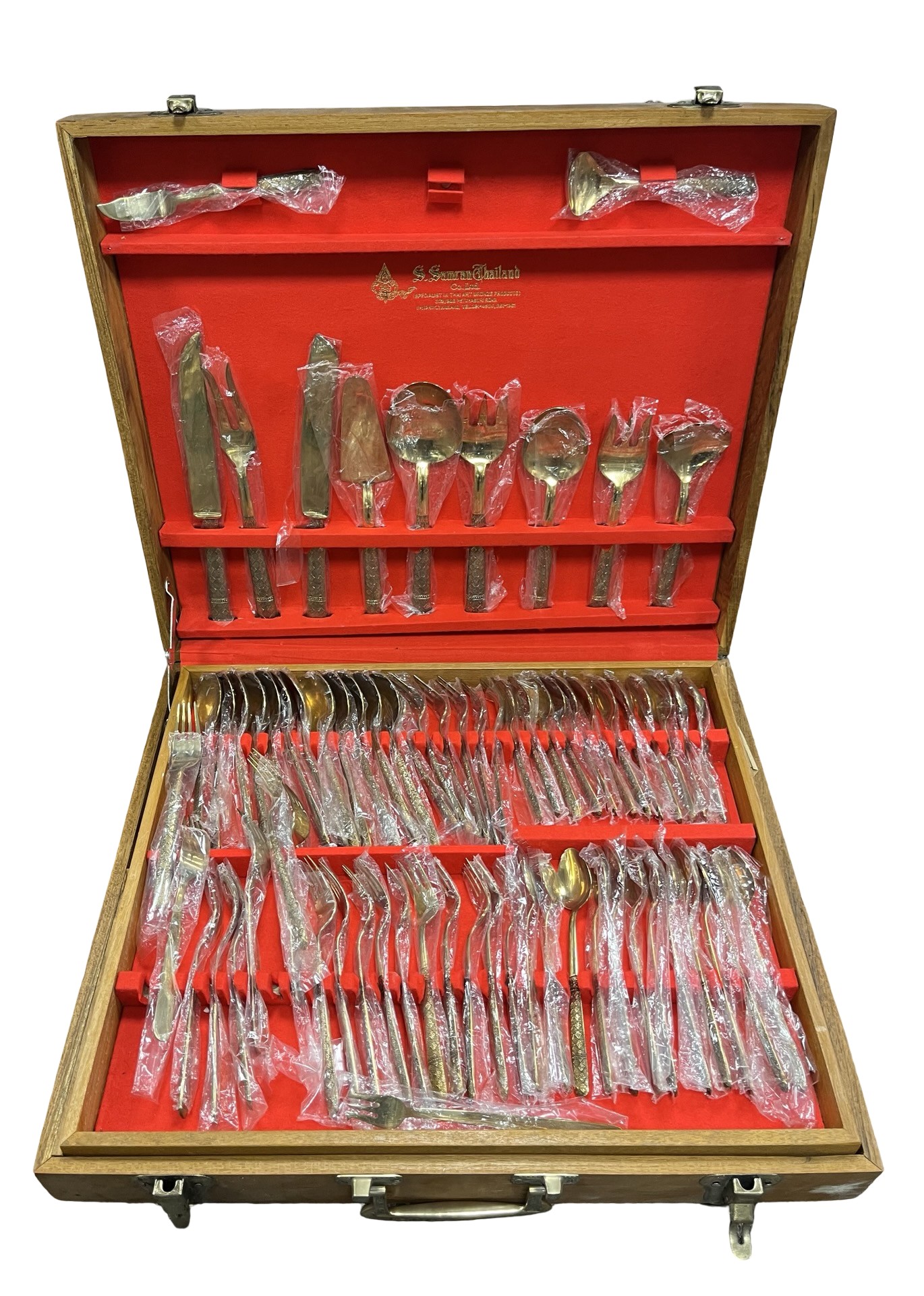 S Samran Thailand canteen of cutlery.