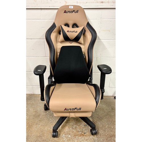 Autofull gaming chair.
