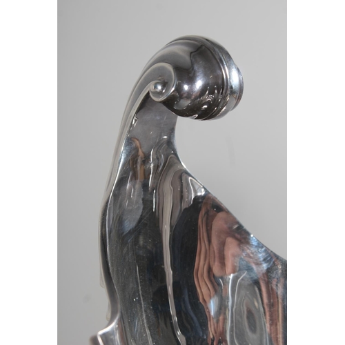 1 - Edwardian silver centrepiece with boat shaped bowl having acanthus leaf scroll handles and raised on... 