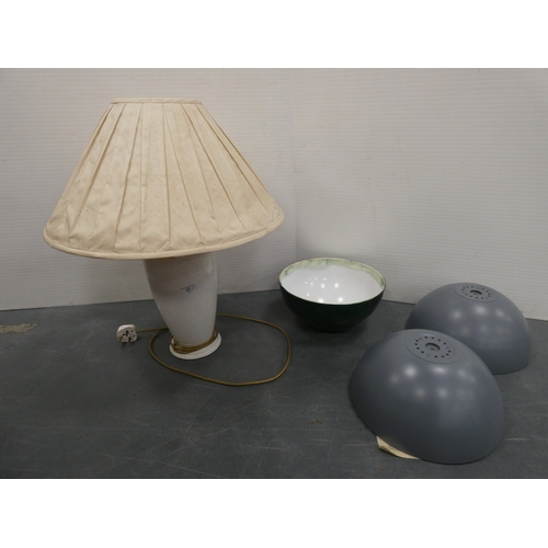 Lot 33        