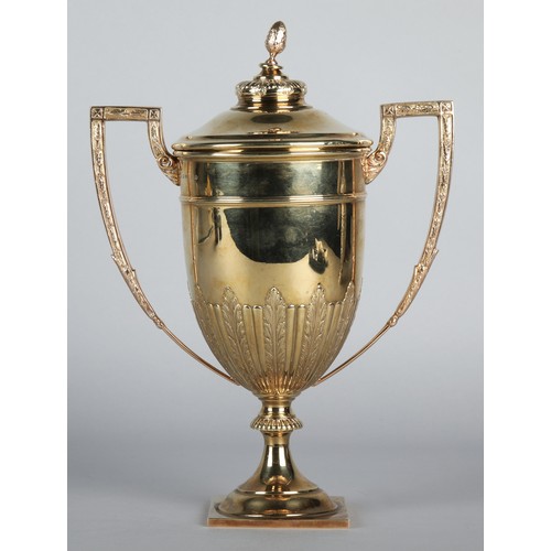 100 - 9ct gold two handled cup and cover of late 18th century style, The Dairy Shorthorn Association 1926 ... 