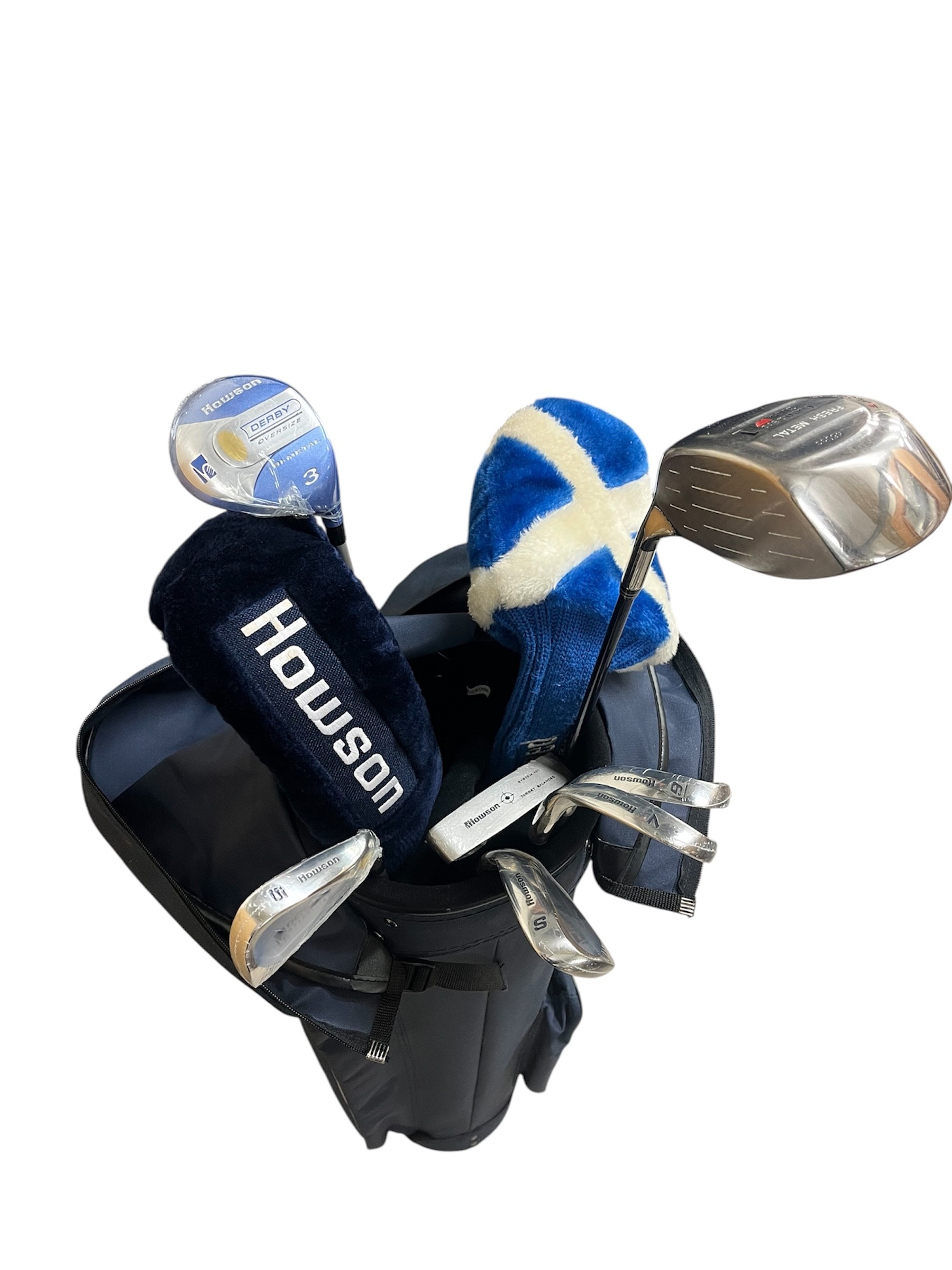 Howson golf bag with various golf clubs.