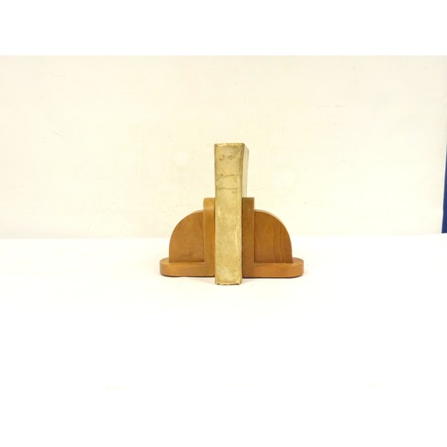 Lot 100       