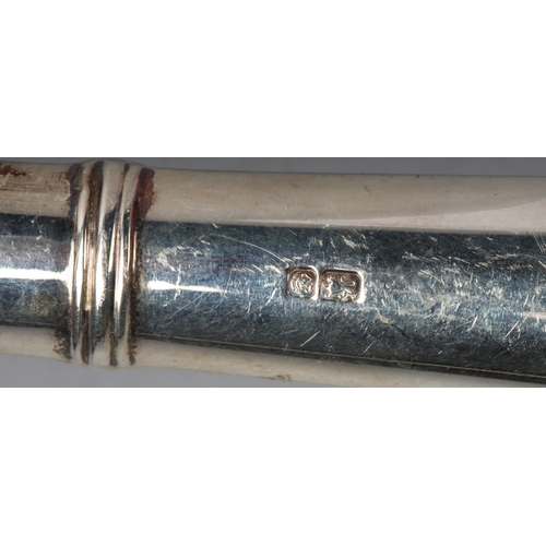 172 - 19th century canteen of silver cutlery London 1848 maker George W Adams (Chawner & Co) twelve pi... 
