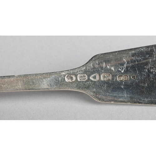 172 - 19th century canteen of silver cutlery London 1848 maker George W Adams (Chawner & Co) twelve pi... 