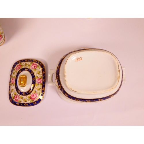 New Hall porcelain tea service Regency pattern no.1865, with blue gilt ...