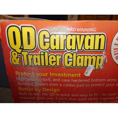 109 - QD caravan & trailer clamp by Bulldog products, in original box.