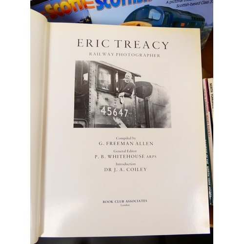 90 - Railways.&nbsp;&nbsp;A large carton of books & softback publications, many in d.w's.... 