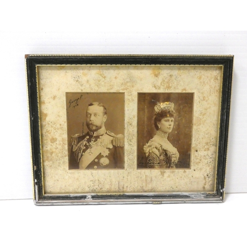 30 - Signed photograph of George V and Queen Mary.Dated 1908, twin photographs. 14cm x 10cm.