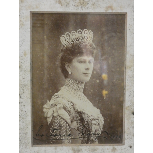 30 - Signed photograph of George V and Queen Mary.Dated 1908, twin photographs. 14cm x 10cm.