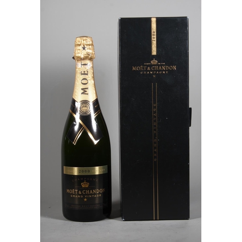 MOET & CHANDON Grand Vintage 2000 Champagne 12.5% abv. 75cl, boxed.