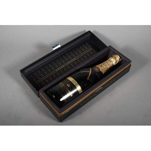 MOET & CHANDON Grand Vintage 2000 Champagne 12.5% abv. 75cl, boxed.