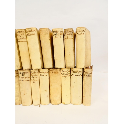 101 - ELZEVIR, JOHANNES MAIRE & OTHERS (Pubs). Petites Republiques series.  Regni Chinensis, Respublic... 