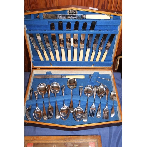 5 - Cased canteen of silver plated cutlery.