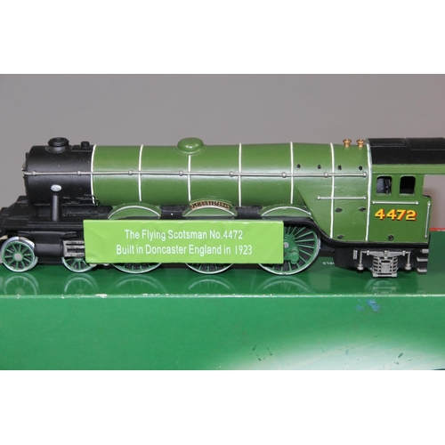 17 - Corgi CC99902 coldcast model of the Flying Scotsman, boxed and a Corgi 1:120 scale die cast model of... 