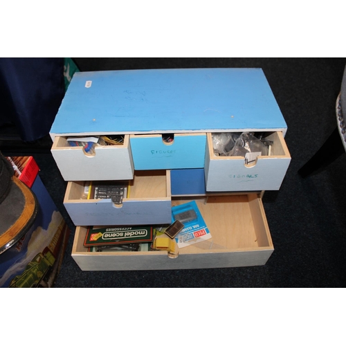 53 - OO gauge model railways accessories to include ballast, Hornby Dublo level crossing, etc. and two pe... 
