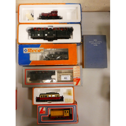Lot 44        