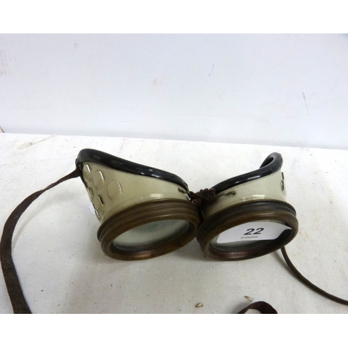Lot 22        