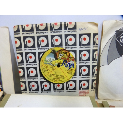 49 - Collection of single records including Leo Sayer. Elton John and Rod Stewart.