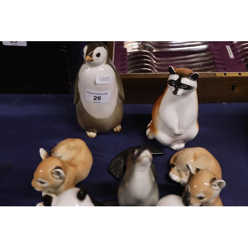 26 - Russian figures including pandas, penguins, leopards, badgers.&nbsp; (10)