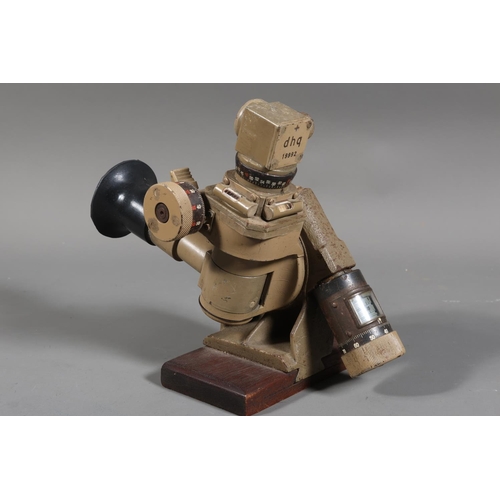 1664 - WWII era Nazi German Third Reich MGZ40 (Maschinengewehr Zielfernrohr 40) optical sight for the MG34 ... 