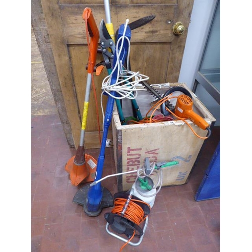 58 - Electric garden tools - strimmers, edging shears etc