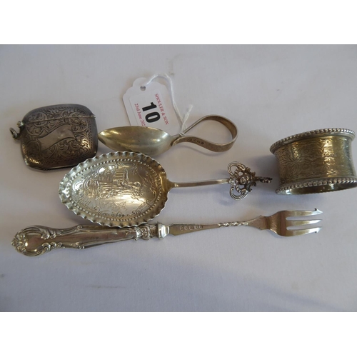 10 - Silver Vesta case, napkin ring, spoons etc. (5)