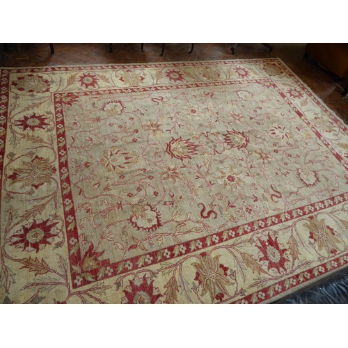 541 - Cream ground Ziegler carpet ( approx 12'x 9' )