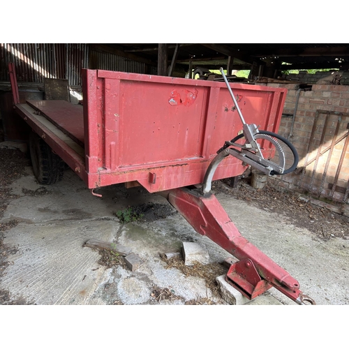 106 - 2-wheel hyd, fencing trailer