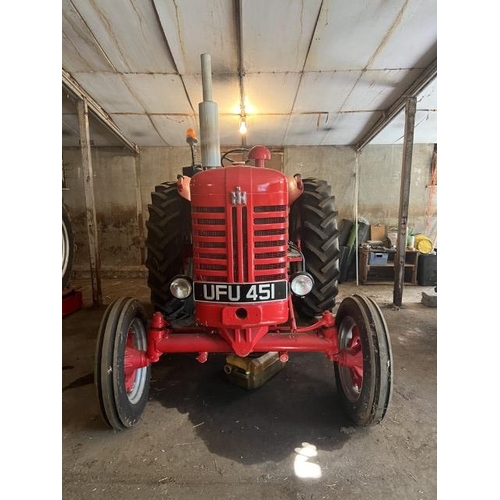 111 - McCormick International 2wd Tractor
Reg: UFU451
Serial number: 708552 R1
Tyres Front 100% Rear 100%