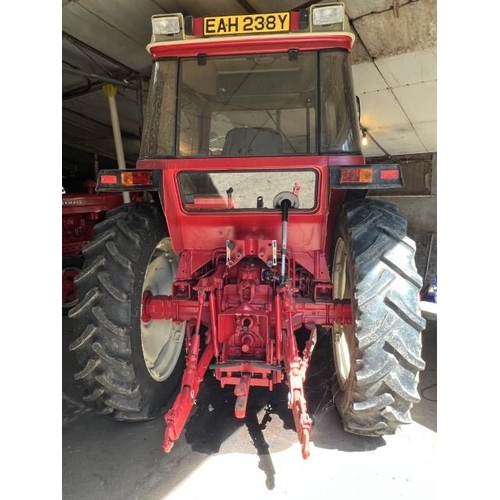 115 - International 885XL 4wd Tractor
Reg: EAH238Y  5,195 hours
Serial number: B650015R001609-X
Tyres Fron... 