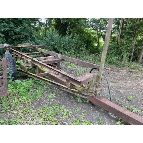 97 - 2 wheel trailer chassis