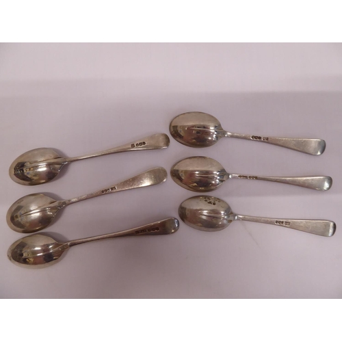 37 - Matched set of 6 Edwardian silver rat tail teaspoons - Sheffield 1901-05, sugar nips and a napkin ri... 