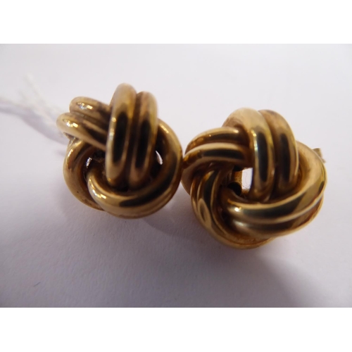 33 - Pair 9ct gold knot earrings (2.8g)