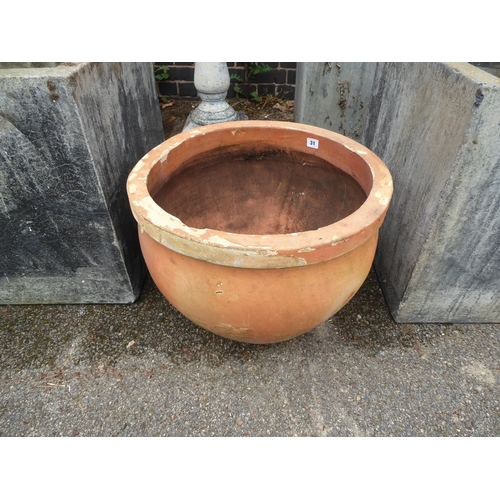 31 - Terracotta planter