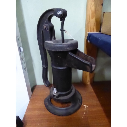 38 - Cast iron water pump