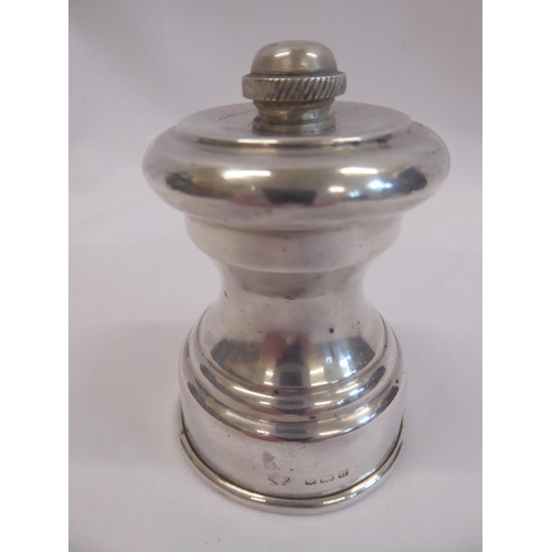 28 - Silver pepper grinder - Birmingham 1907