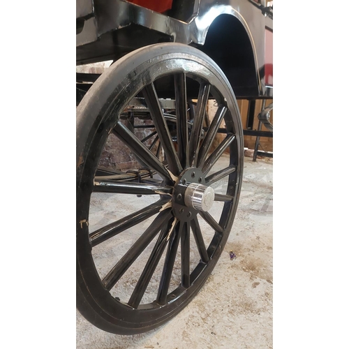 13 - Voitures Robert & Fils Canadian 19th century ‘tall’ cart.

shaft connection height from ground - 27i... 