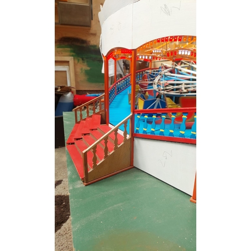 18 - 1:12 Mattaboy fairground ride. 
All lights have been rewired and are connected. This beautiful fairg... 