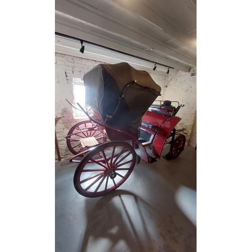 6 - Victorian Ladies Carriage 

including shafts - 75inch
Shaft connection - 36 inches


The Victoria is... 