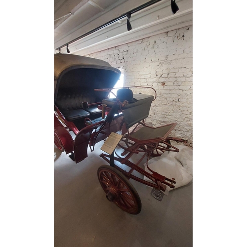 6 - Victorian Ladies Carriage 

including shafts - 75inch
Shaft connection - 36 inches


The Victoria is... 