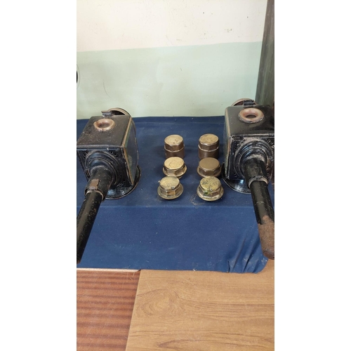 20 - Carriage Side Lamps, Carriage Wheel Nuts & Spares