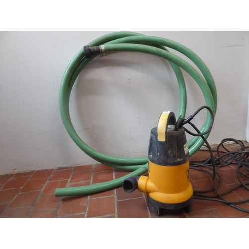 59 - JCB electric bilge pump