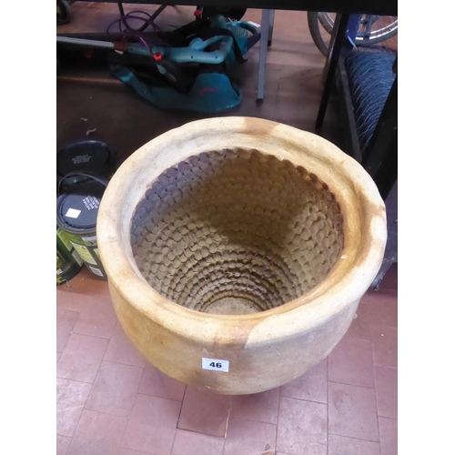 46 - Terracotta olive pot (20